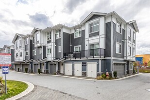 Suncrest in Richmond, BC - Building Photo