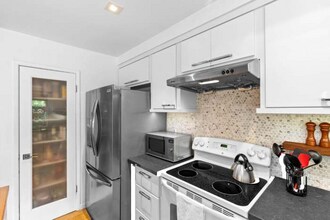 50 Cheltenham Way in San Jose, CA - Foto de edificio - Building Photo