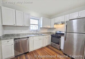 91 Frederick Ave in Medford, MA - Building Photo