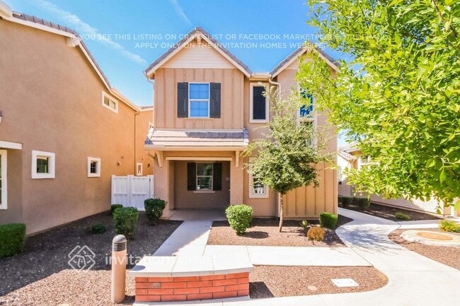 2241 S Osborn Ln