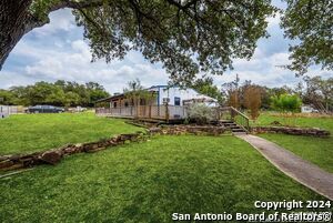 542 Creekside Dr in Canyon Lake, TX - Building Photo - Building Photo