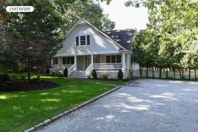 property at 28 Tansey Ln