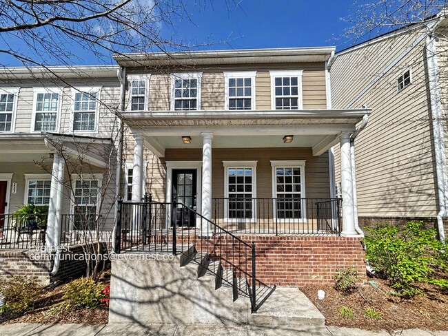 property at 2007 Oak Trail Dr