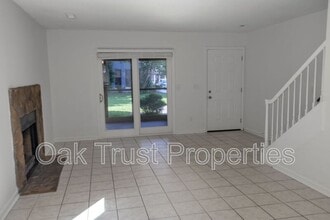 4407 Great Oak Dr in North Charleston, SC - Building Photo - Building Photo