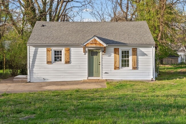 property at 1251 Daniel St