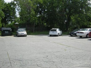 509 S Main St, Unit 3 in Attleboro, MA - Foto de edificio - Building Photo