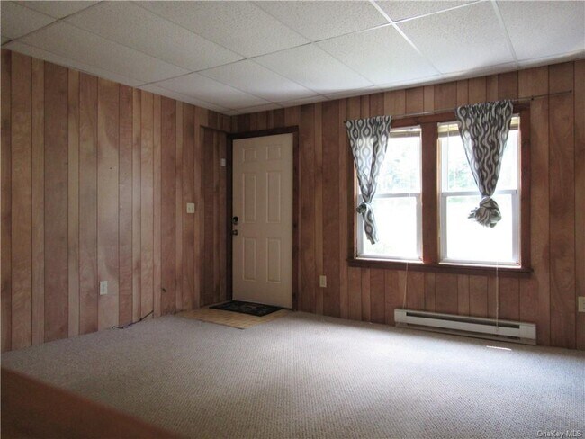 300 Old Rte 55-Unit -1 in Poughquag, NY - Building Photo - Building Photo