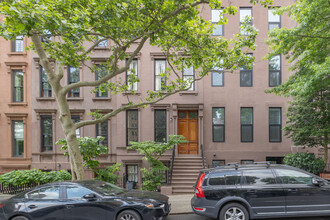 162 E 95th St in New York, NY - Building Photo - Building Photo