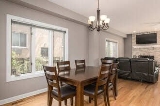 840 N Northwest Hwy in Park Ridge, IL - Foto de edificio - Building Photo