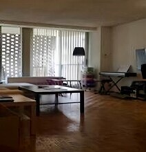 44 Washington St, Unit 702 in Brookline, MA - Building Photo - Building Photo