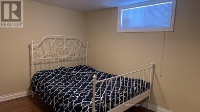 70 Corinthian Blvd in Toronto, ON - Building Photo - Building Photo