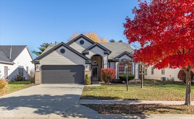 property at 10276 Lakeland Dr