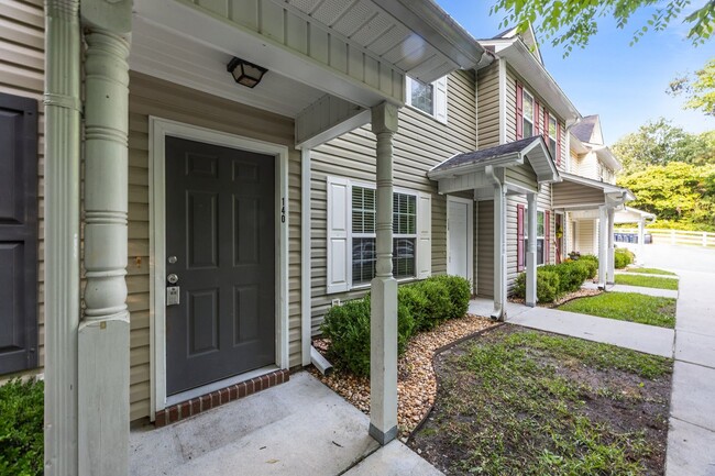 140 Greenford Pl in Jacksonville, NC - Building Photo - Building Photo