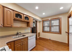 5317 Abbott Ave S in Minneapolis, MN - Building Photo - Building Photo