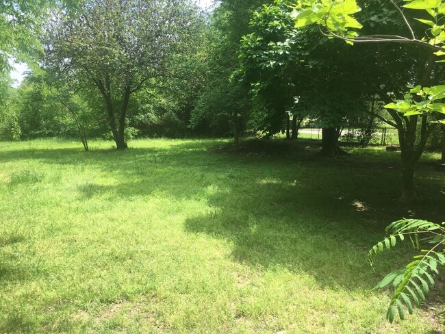 1404 Martha Dr in Longview, TX - Building Photo - Building Photo