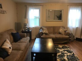 266 Gold St, Unit 3 in Boston, MA - Building Photo