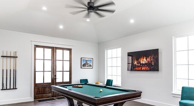 property at 9910 Kilkenny St