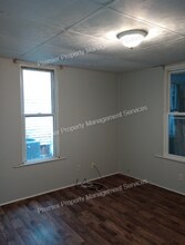 416 Epworth St-Unit -B in New Castle, PA - Building Photo - Building Photo