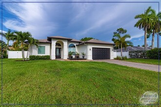 538 Eastwood Dr in Naples, FL - Foto de edificio - Building Photo