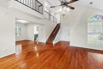 15905 De Peer Ave in Austin, TX - Building Photo - Building Photo