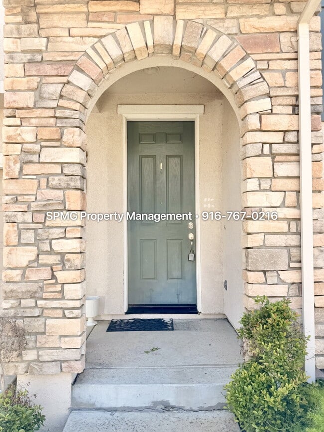 3065 Touchman St in Sacramento, CA - Building Photo - Building Photo