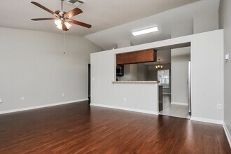 119 Lookout Dr in Apollo Beach, FL - Building Photo - Building Photo