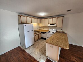305 Hayden Rd in Tallahassee, FL - Building Photo - Building Photo