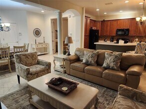 8119 Villa Grande Ct, Unit 8610-9111 in Sarasota, FL - Building Photo - Building Photo