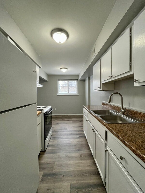 11333 Old Goddard Rd in Allen Park, MI - Building Photo - Building Photo