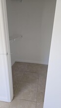 3440 Pinewalk Dr N, Unit 512 in Margate, FL - Building Photo - Building Photo