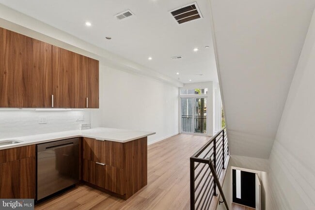 property at 2209 N Franklin St