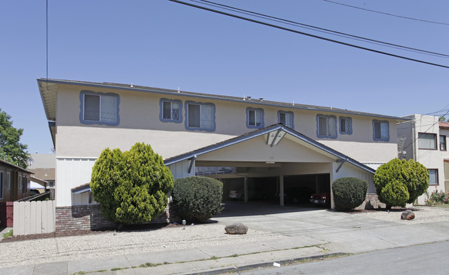 170 Stoakes Ave in San Leandro, CA - Building Photo - Building Photo