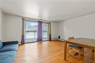 202 Ostrom Ave in Syracuse, NY - Building Photo - Building Photo