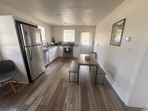 408 Cedar Lane Rd in Greenville, SC - Building Photo - Building Photo