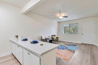 Riviera Park in Chandler, AZ - Building Photo - Building Photo