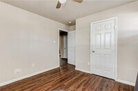 5525 Cavalcade St photo'