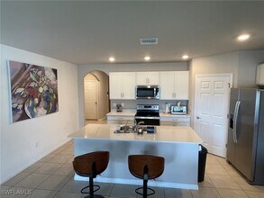 2927 NW 11th St in Cape Coral, FL - Building Photo - Building Photo