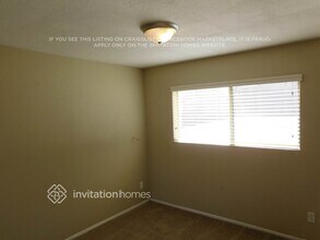 4335 E Nancy Ln in Phoenix, AZ - Foto de edificio - Building Photo