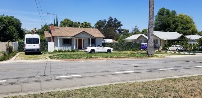property at 4863 Rubidoux Ave