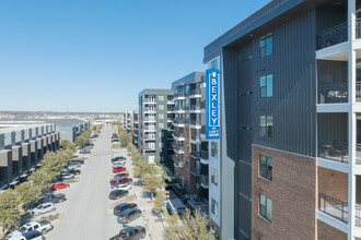 Bexley at Left Bank II in Fort Worth, TX - Foto de edificio - Building Photo