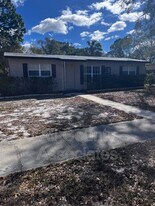 610 N Walton Ave in Tarpon Springs, FL - Building Photo