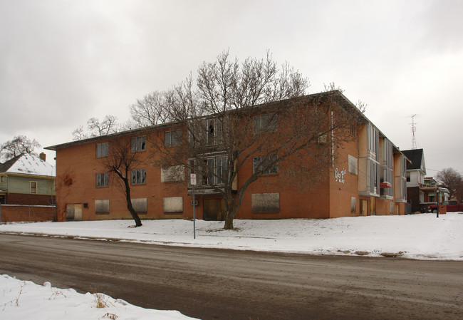 The Georgia Apartments in Flint, MI - Building Photo - Building Photo