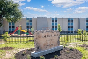 The Harrison Grant Apartments in Balcones Heights, TX - Building Photo