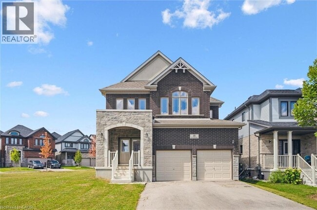 property at 18 Everton Dr