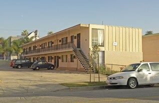 1318 S Wilton Pl Apartments