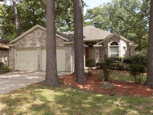 10467 Twin Circles Dr in Montgomery, TX - Building Photo