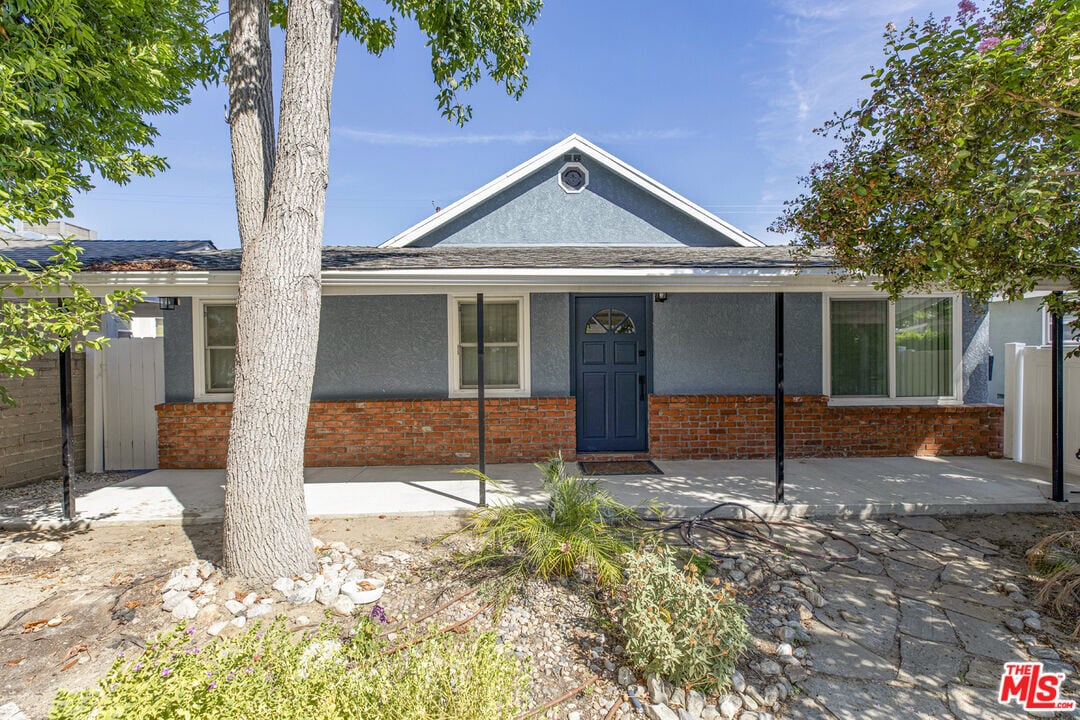 1306 N Pass Ave in Burbank, CA - Building Photo