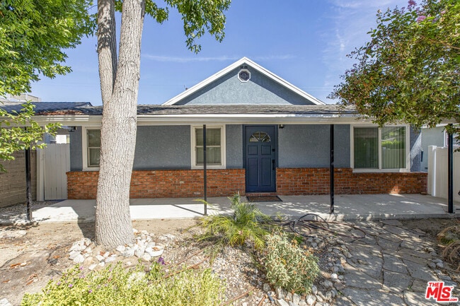 property at 1306 N Pass Ave