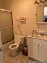 81 Essex St, Unit 24 in Boston, MA - Foto de edificio - Building Photo