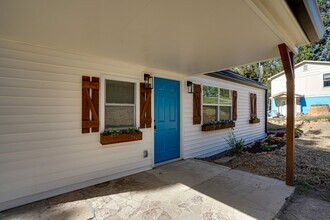 927 Hulana St in Rossville, GA - Foto de edificio - Building Photo